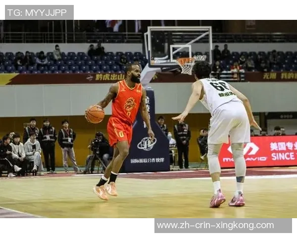 无惧欠薪压力!四川男篮签NBL场均3+2内线 要组双外援阵型 无惧欠薪压力!四川男篮签NBL场均3+2内线 要组双外援阵型